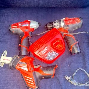 Milwaukee Power set tool